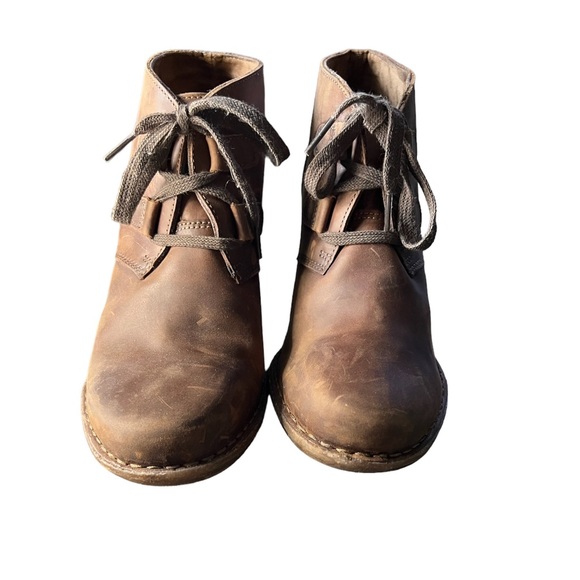 Clark’s Unstructured 10 Brown Leather Booties - Picture 6 of 9